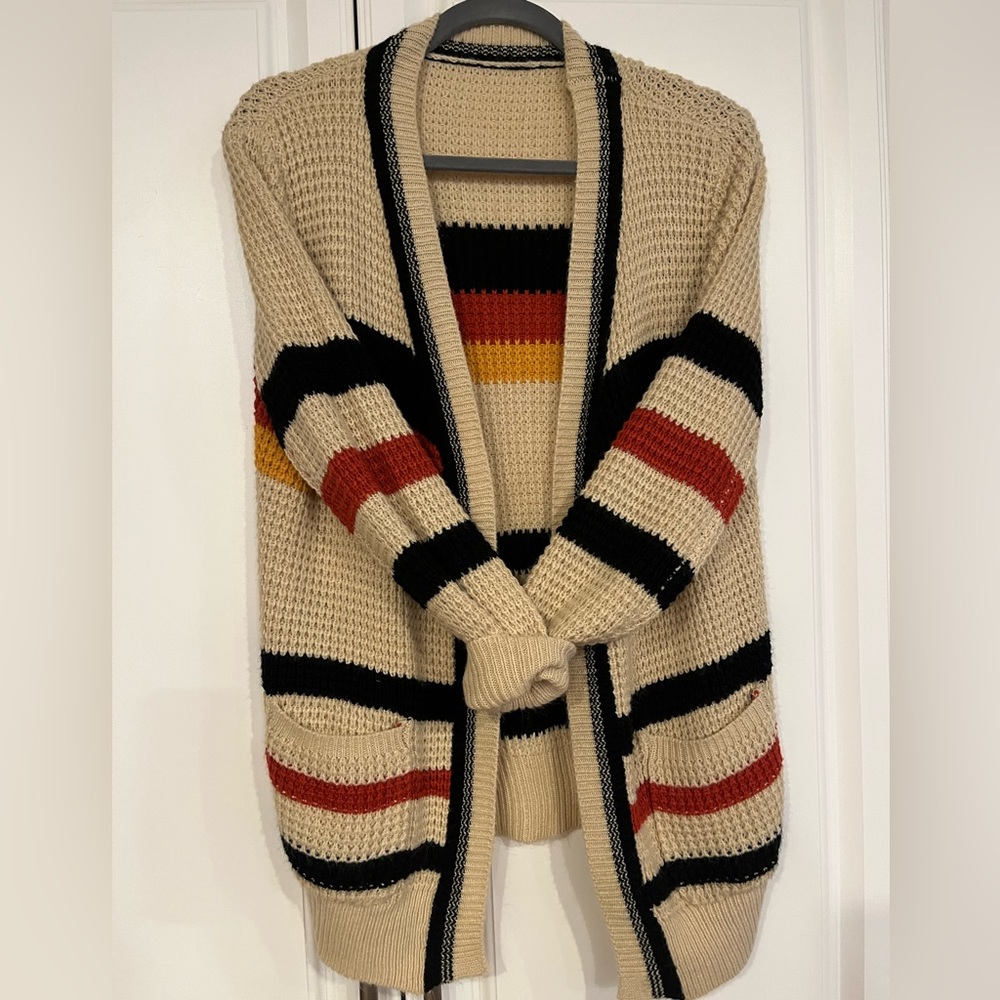 Cupshe Beige Cardigan with Bold Stripes